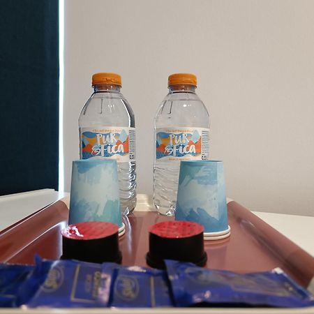 Plaza Caparica Hostel 코스타 다 카파리카 외부 사진