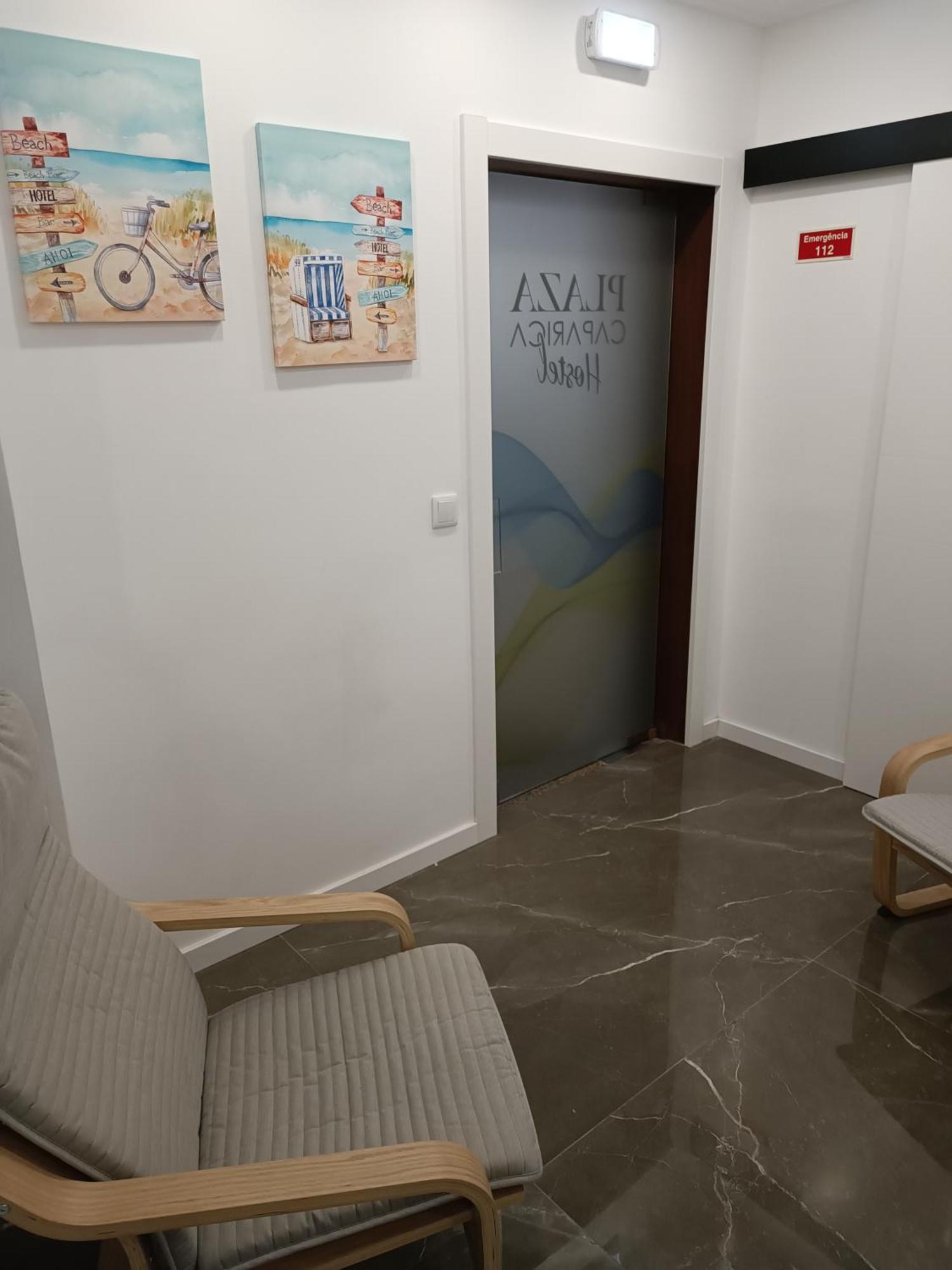 Plaza Caparica Hostel 코스타 다 카파리카 외부 사진