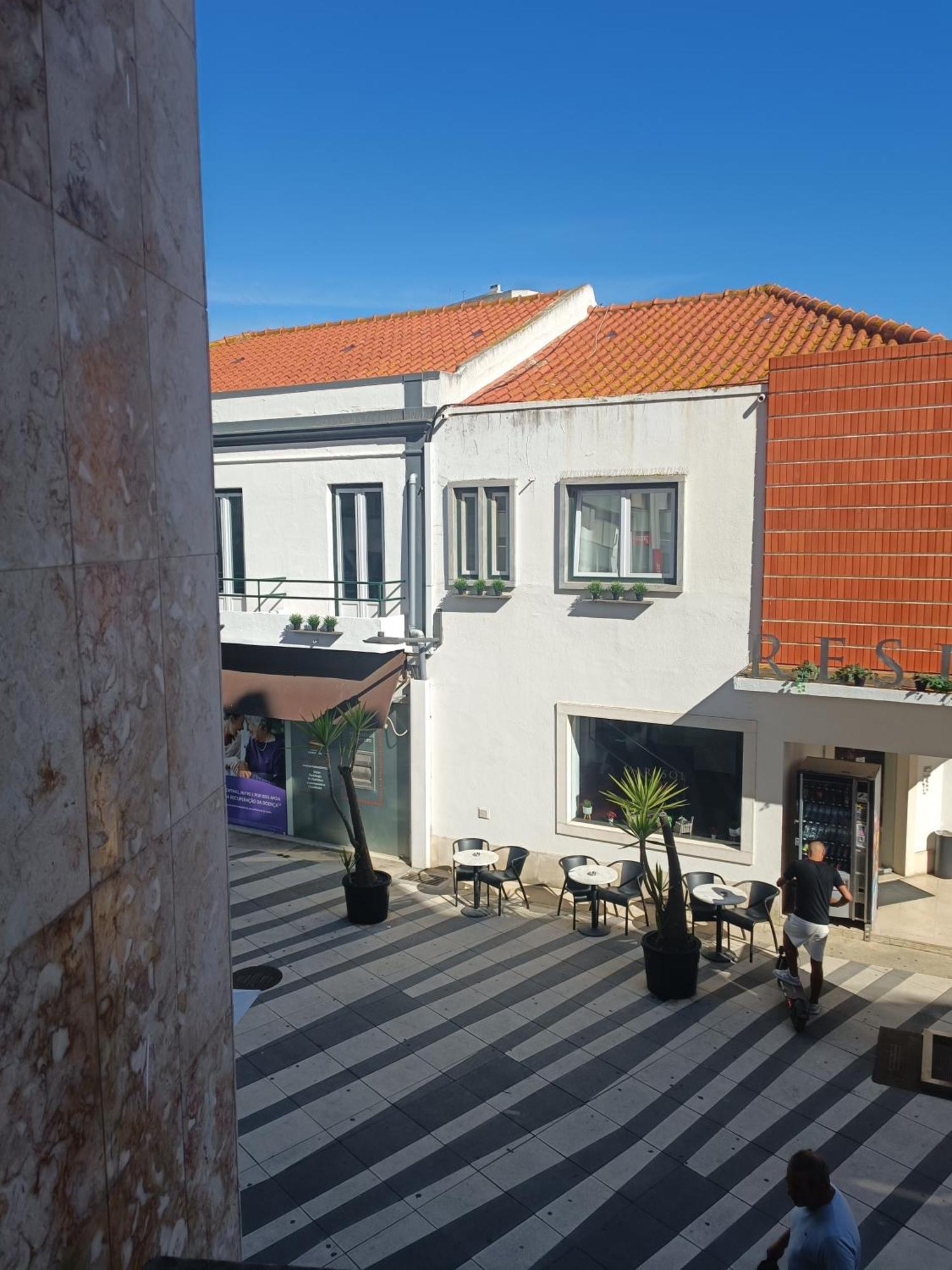 Plaza Caparica Hostel 코스타 다 카파리카 외부 사진